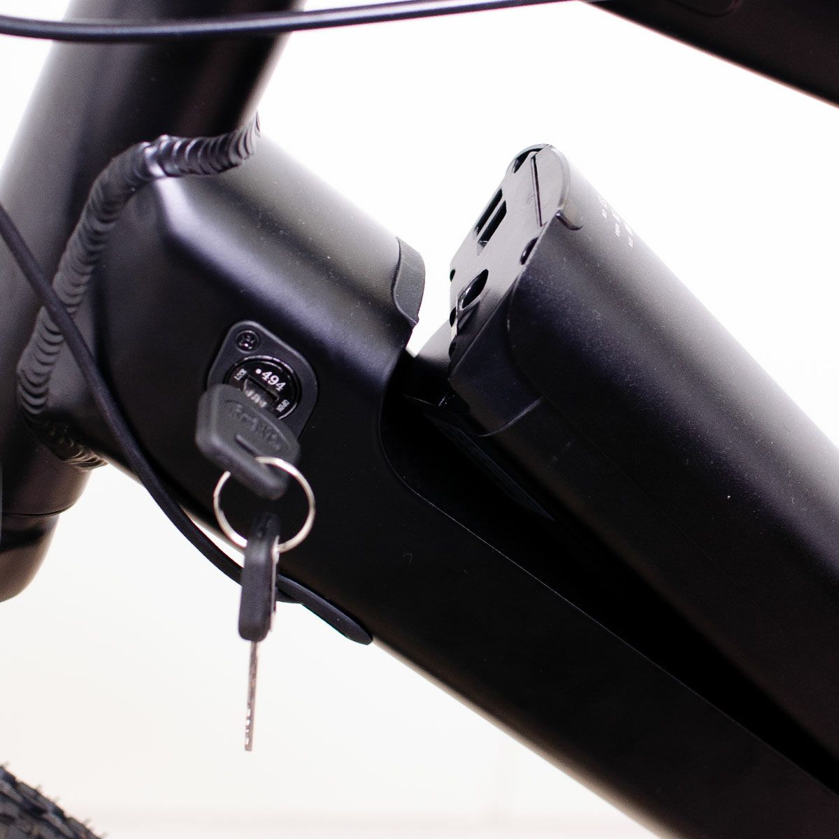 【予約特典50台限定5,000円OFF】電動アシスト自転車 E-BIKE BMX CYRQ サーク12月入荷予定