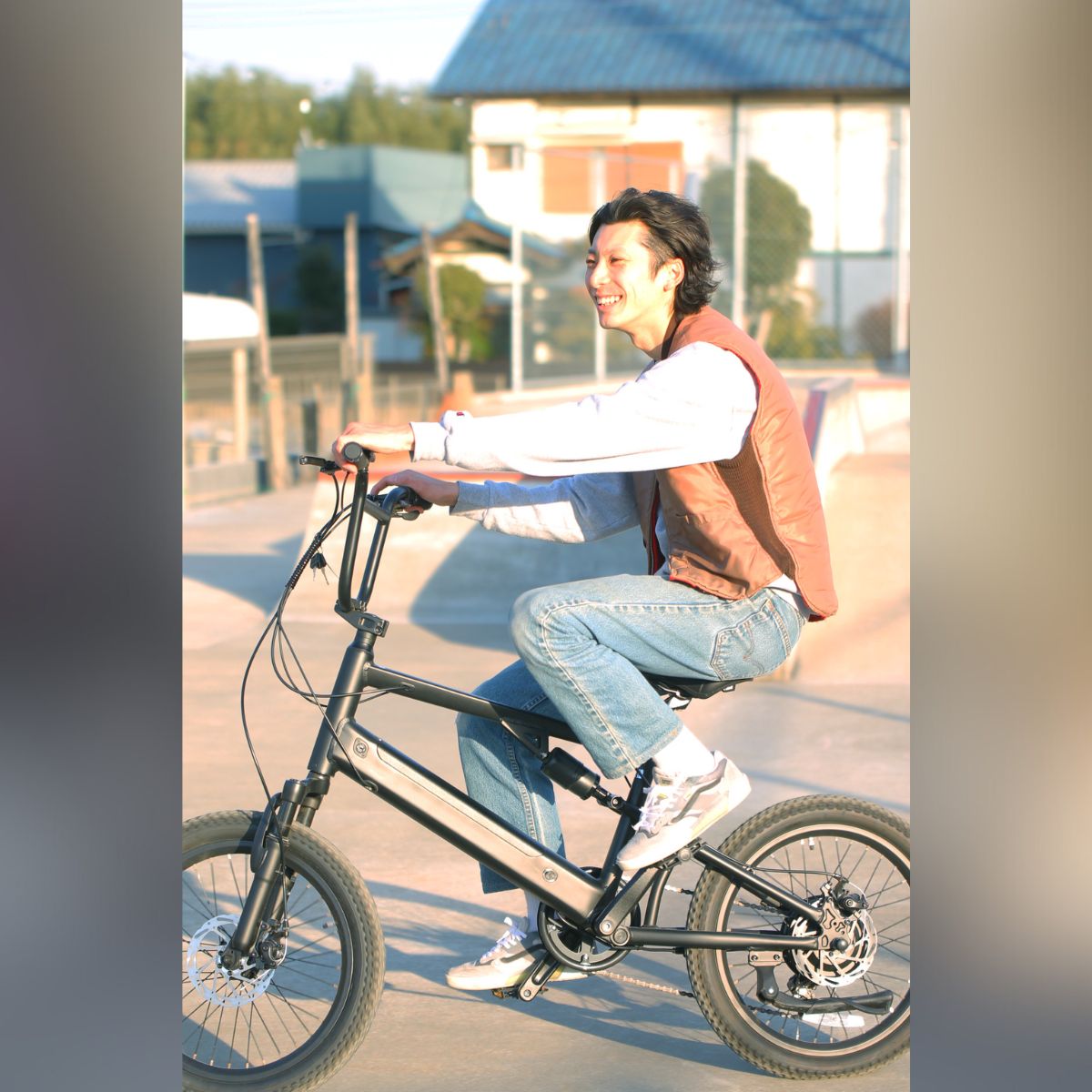 電動アシスト自転車 E-BIKE BMX CYRQ サーク ブラック