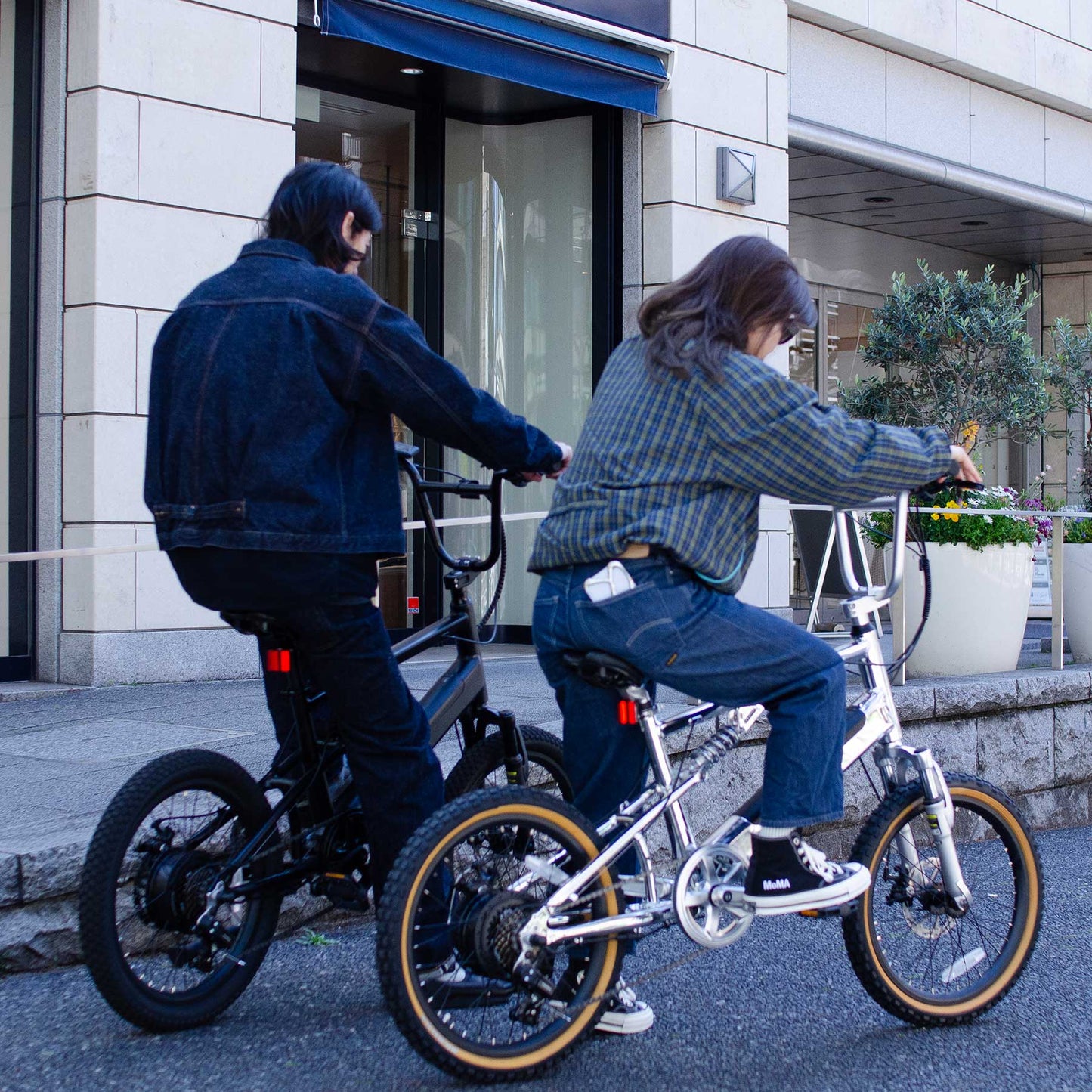 電動アシスト自転車 E-BIKE BMX CYRQ サーク ブラック