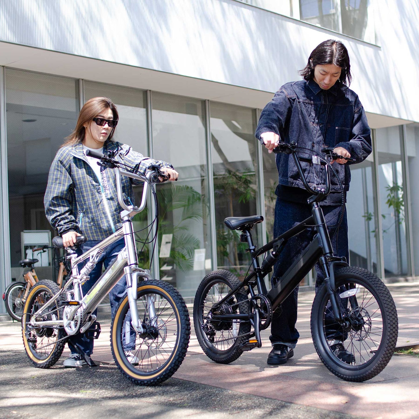 電動アシスト自転車 E-BIKE BMX CYRQ サーク ブラック
